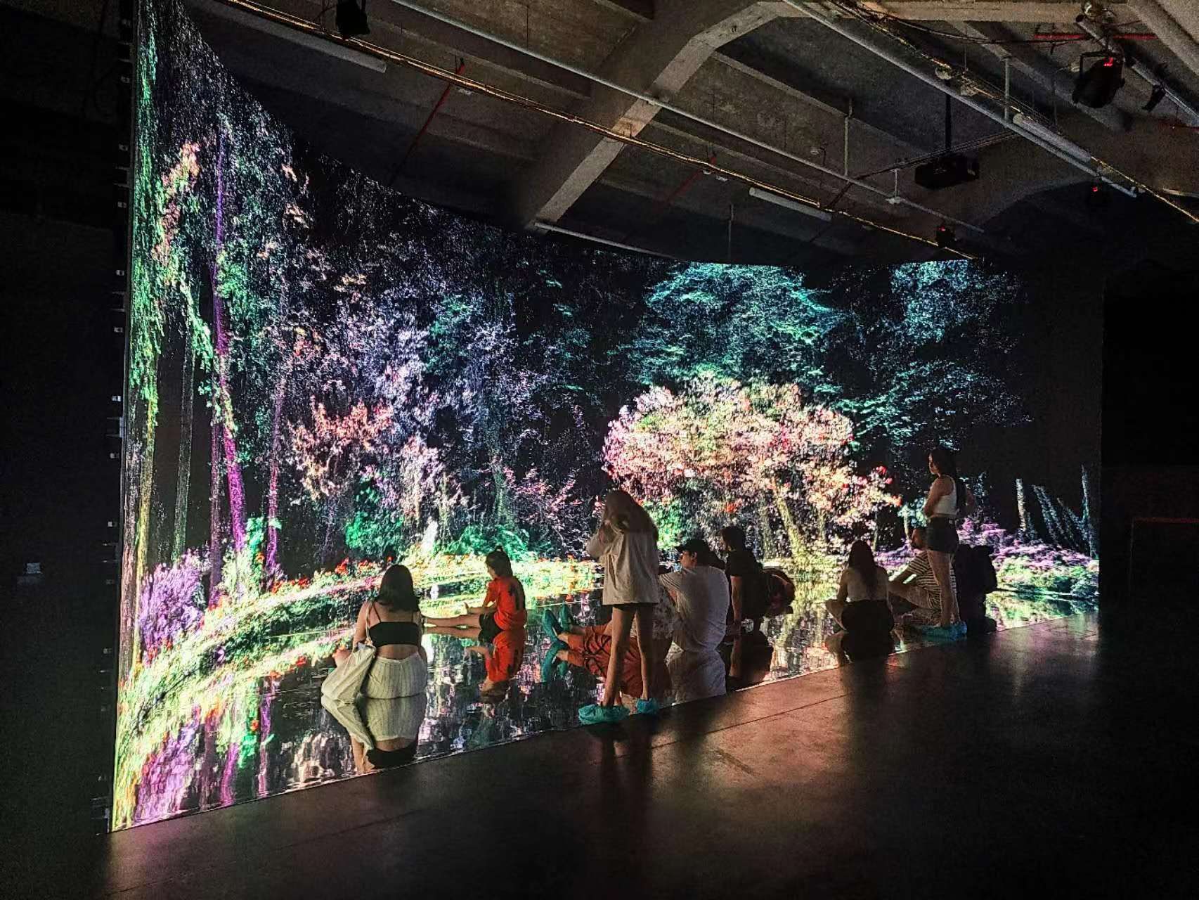 數字東方，驚艷馬德里 深圳原創數字藝術展點亮“城市之夏”